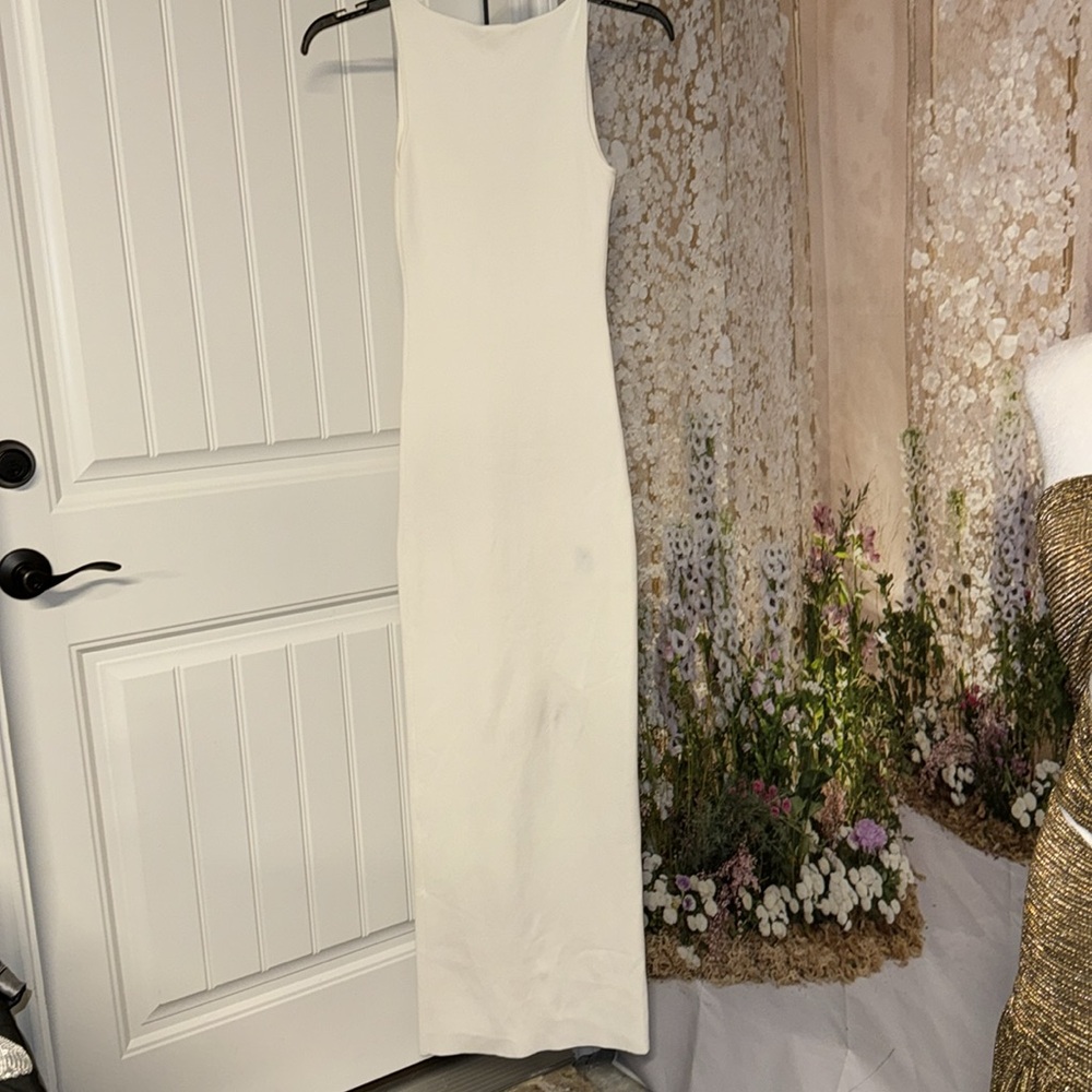 Helsa Teva Knit Dress in White - Picture 7 of 7